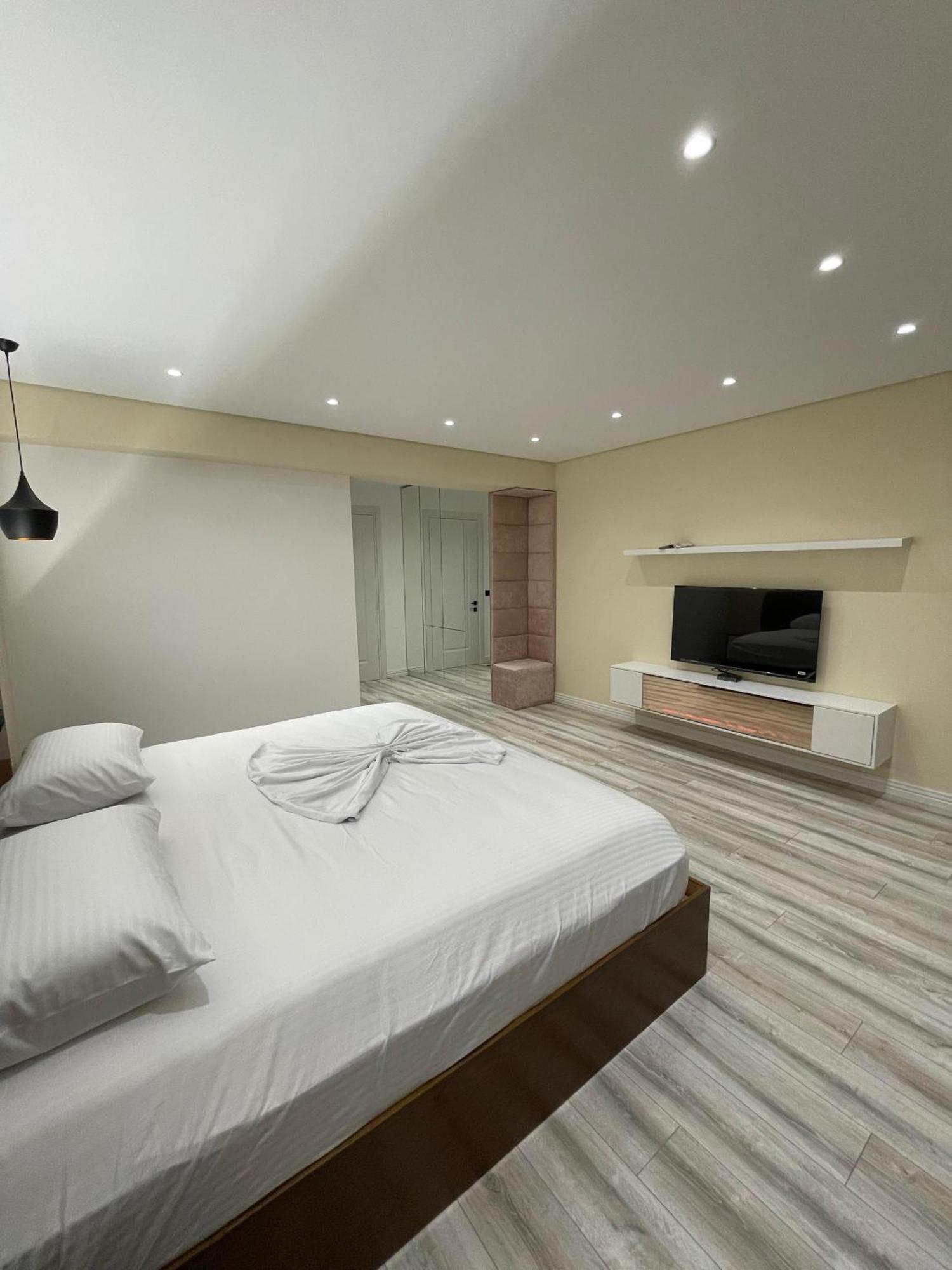 Home 12 Librazhd Luaran gambar